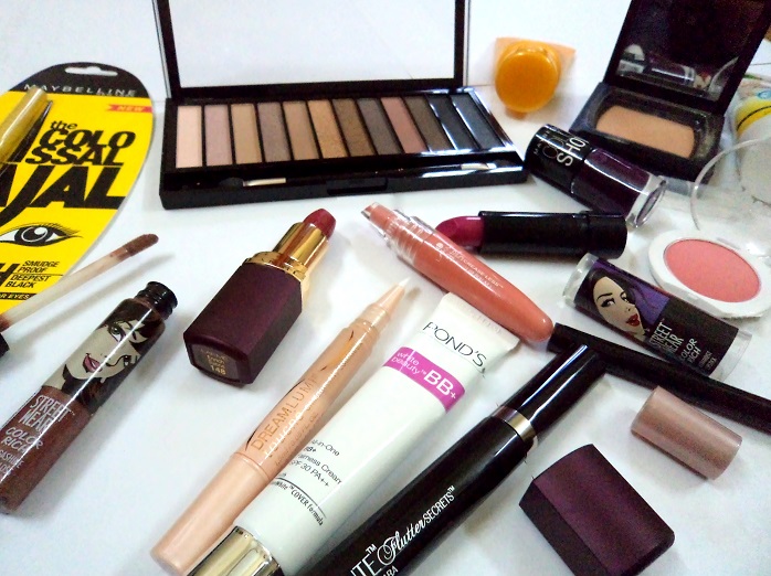 Things to have in your bridal makeup kit - Fab Weddings